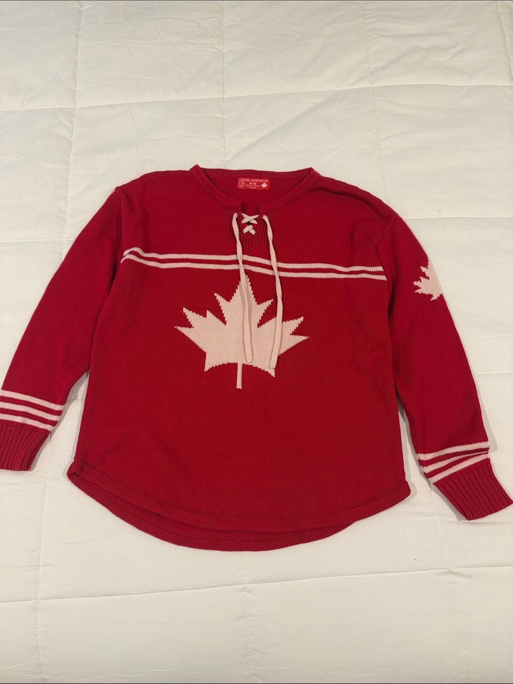 Canada Knitwear Women's Red Hockey Lace-Up Maple Leaf Crewneck Sweater M
